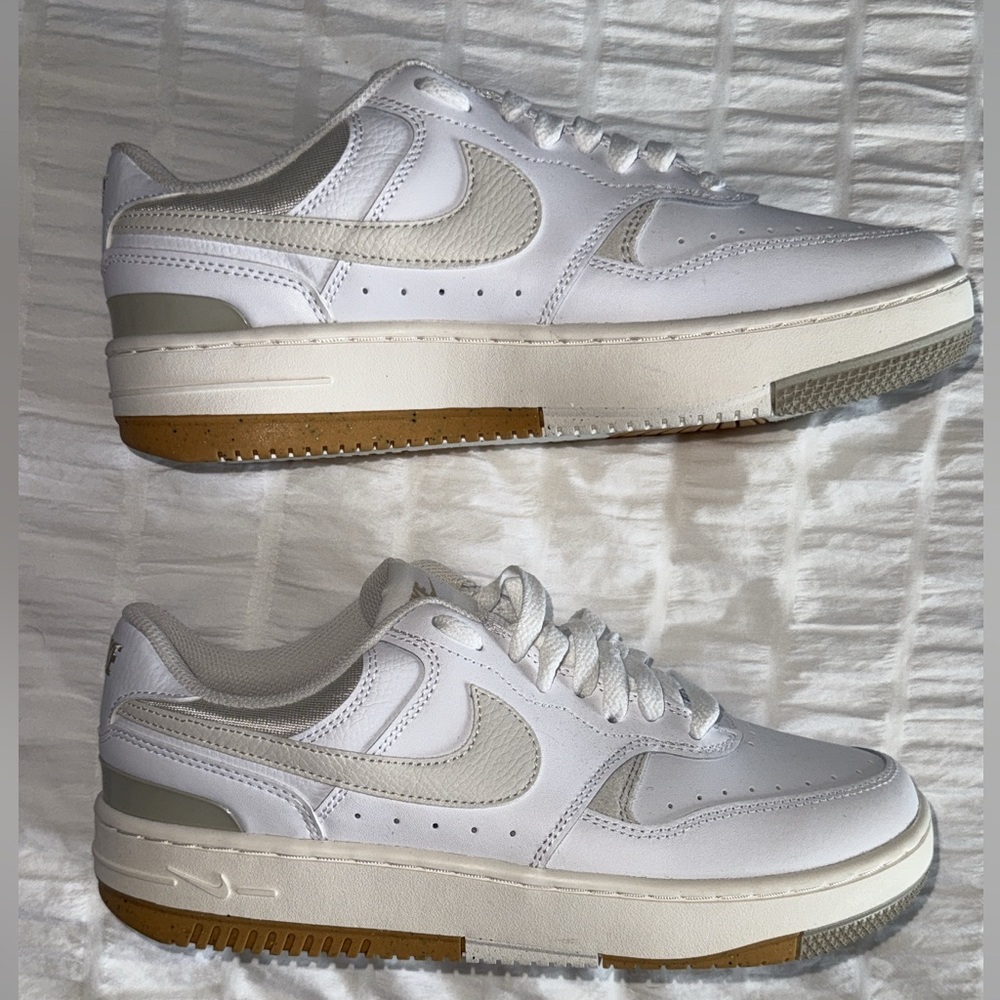 Women’s Nike Sneakers
